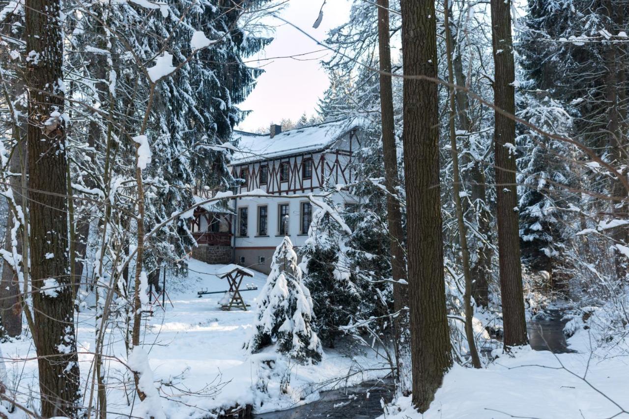 Zur Margarethenmuehle - Landgasthof Und Waldhotel Rosswein Exterior photo